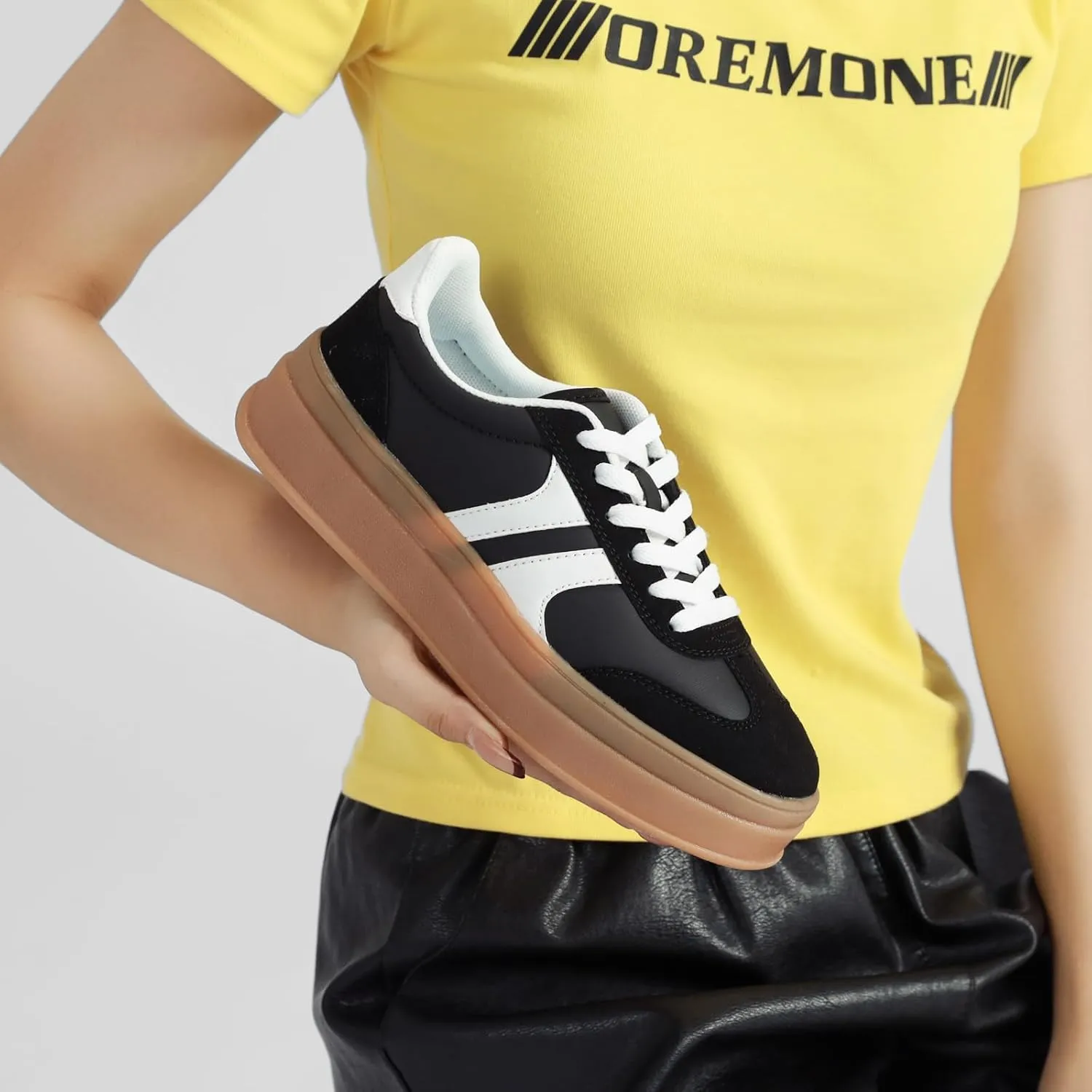 Women's Thick Sole Retro Fashion Sneakers Classic Walking Shoes Thick Rubber Lace-Up Footwear Anti Slip Trainers