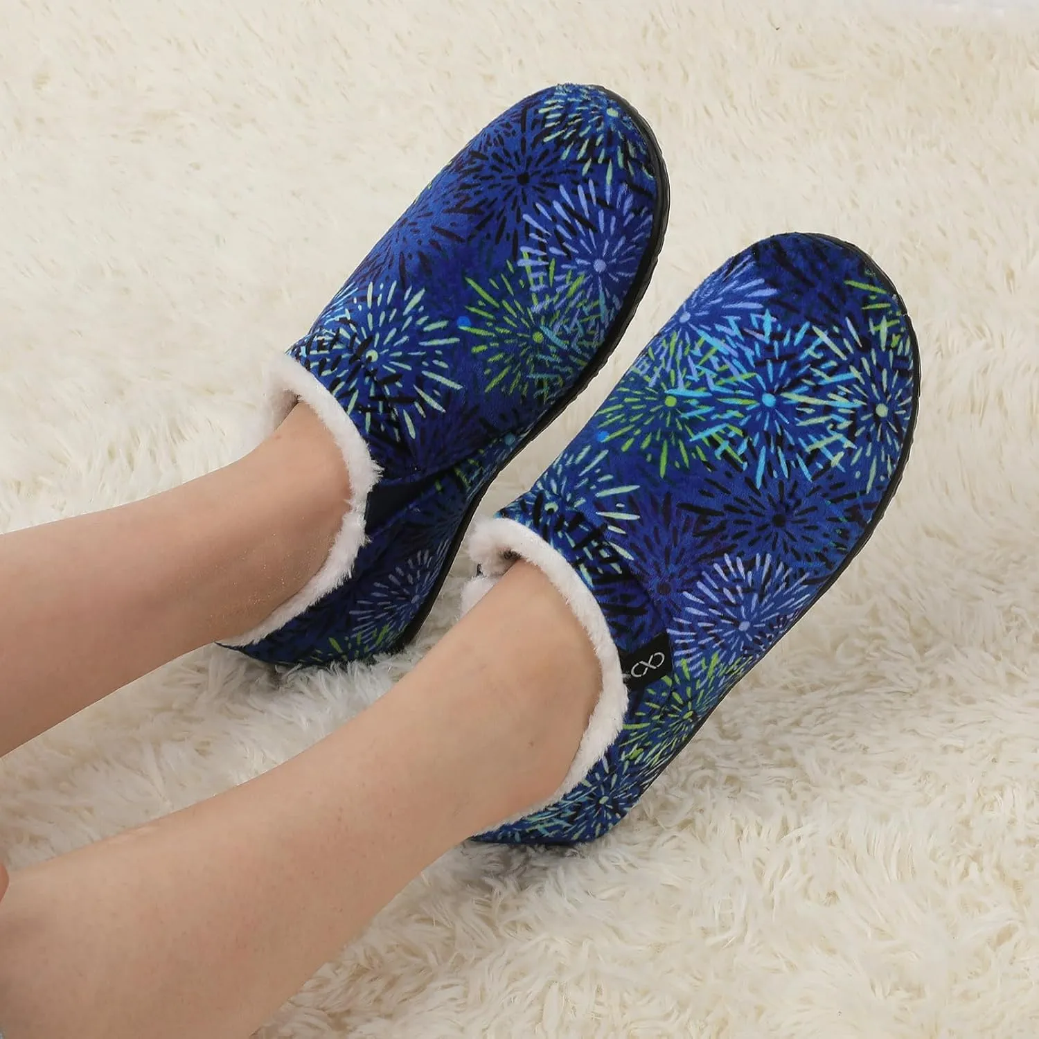 XIHALOOK Womens Mens Fuzzy Slippers Lightweight Closed Back House Shoes Slip on for Indoor Outdoor