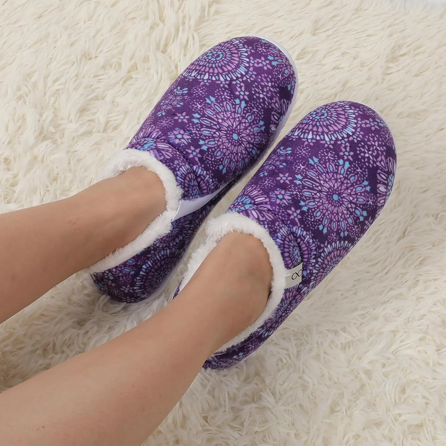 XIHALOOK Womens Mens Fuzzy Slippers Lightweight Closed Back House Shoes Slip on for Indoor Outdoor