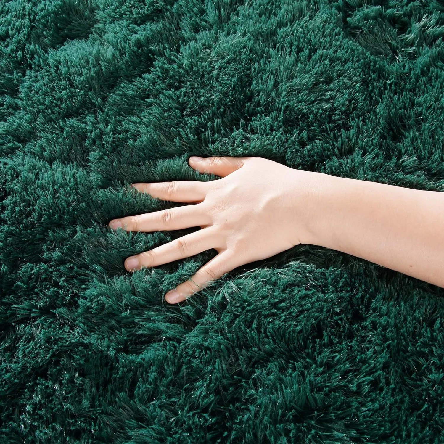 Zentavio Emerald Green Rugs for Bedroom 6x9 Dark Green Area Rugs for Living Room Fluffy Fake Grass Large Carpet for Kids Room Playroom Furry Shag Aesthetic Soft High Pile Washable Home Decor